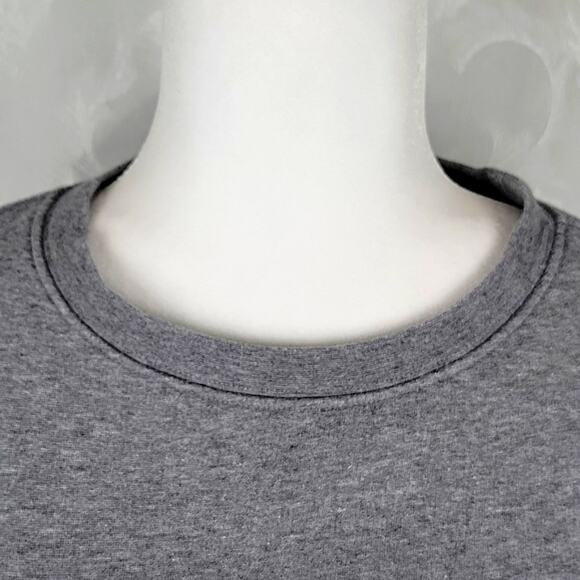 Mossimo Women Cropped Sweatshirt Gray with "Literally" in Fuzzy Letters Size S - Picture 7 of 9